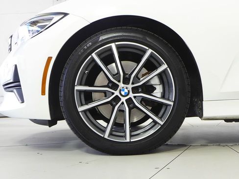 Used 2020 BMW 330i Sedan w/ Convenience Package RWD image 5