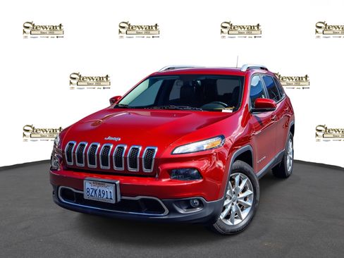 Used 2016 Jeep Cherokee Limited image 1