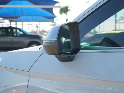 Used 2022 Audi SQ5 Premium w/ Convenience Package image 10