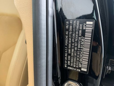 Used 2018 Porsche Macan image 13