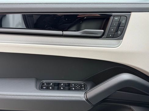 New 2026 Porsche Cayenne S image 16