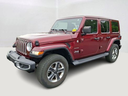Used 2021 Jeep Wrangler Unlimited Sahara AWD/4WD image 3