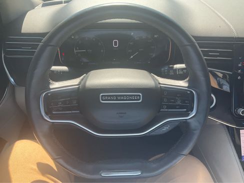 Used 2022 Jeep Grand Wagoneer Series I w/ Convenience Group III AWD/4WD image 21