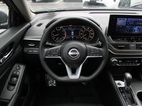 Certified 2025 Nissan Altima 2.5 SV w/ SV Special Edition Package image 15