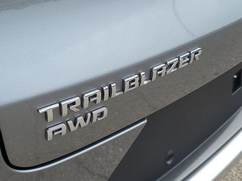 Used 2024 Chevrolet TrailBlazer LT w/ Convenience Package AWD/4WD image 30