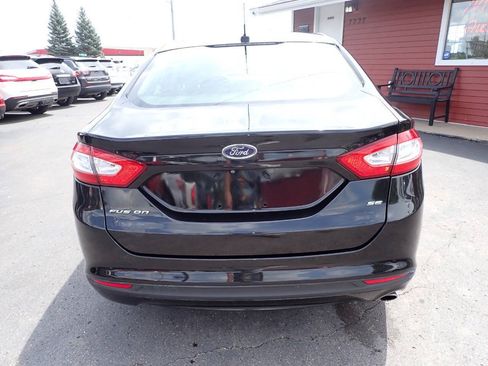 Used 2014 Ford Fusion SE FWD image 5