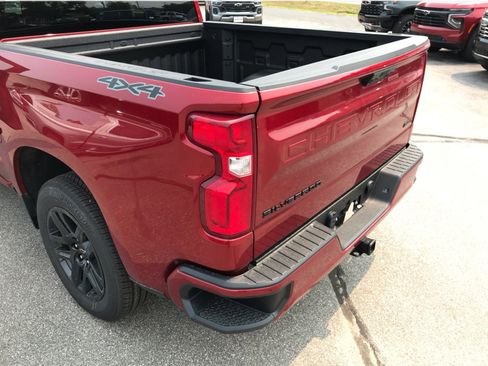 New 2025 Chevrolet Silverado 1500 RST w/ Dark Appearance Package image 17
