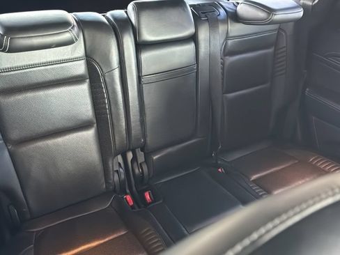 Used 2018 Jeep Grand Cherokee SRT AWD/4WD image 14