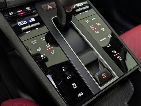 New 2026 Porsche Macan GTS AWD/4WD image 34