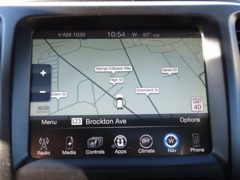 Used 2018 Jeep Cherokee Overland w/ Heavy Duty Protection Group image 26