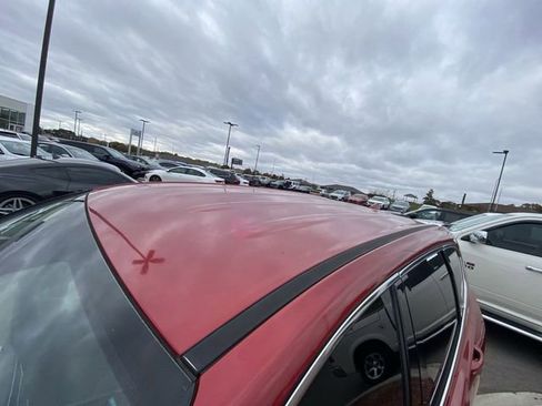 Used 2019 Hyundai Santa Fe SEL image 3