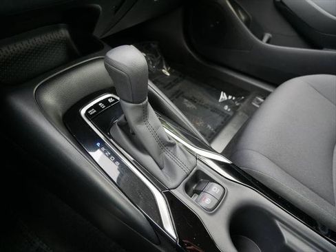 Certified 2022 Toyota Corolla LE FWD image 20
