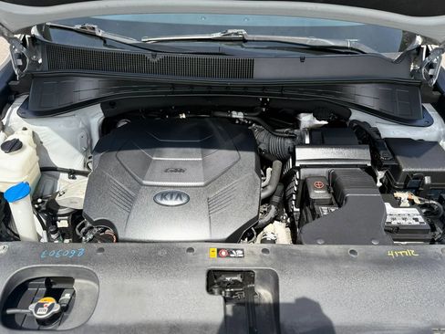 Used 2020 Kia Sorento FWD V6 image 33