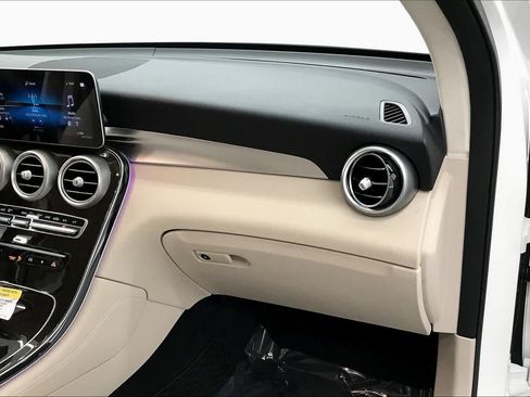 Certified 2020 Mercedes-Benz GLC 300 image 27