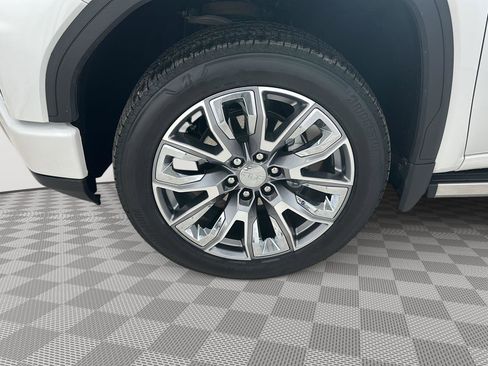 Used 2025 GMC Sierra 1500 Denali image 29