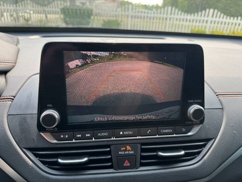 Used 2021 Nissan Altima 2.5 SR FWD image 23