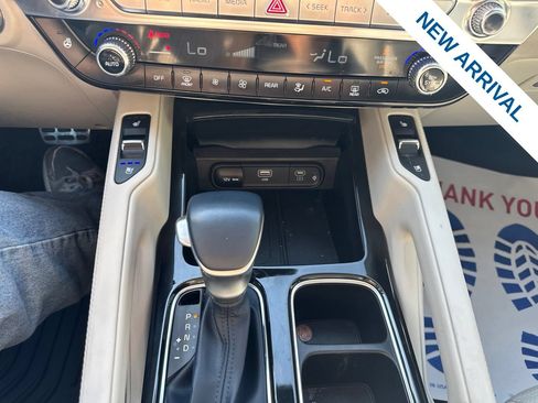 Used 2024 Kia Telluride SX Prestige AWD/4WD image 26