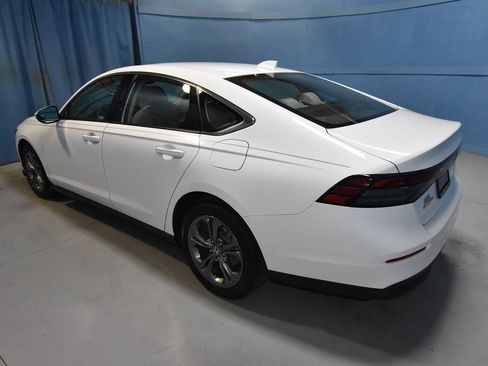 Used 2024 Honda Accord EX image 26