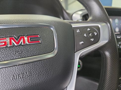 Certified 2024 GMC Terrain SLE w/ Driver Convenience Package AWD/4WD image 25