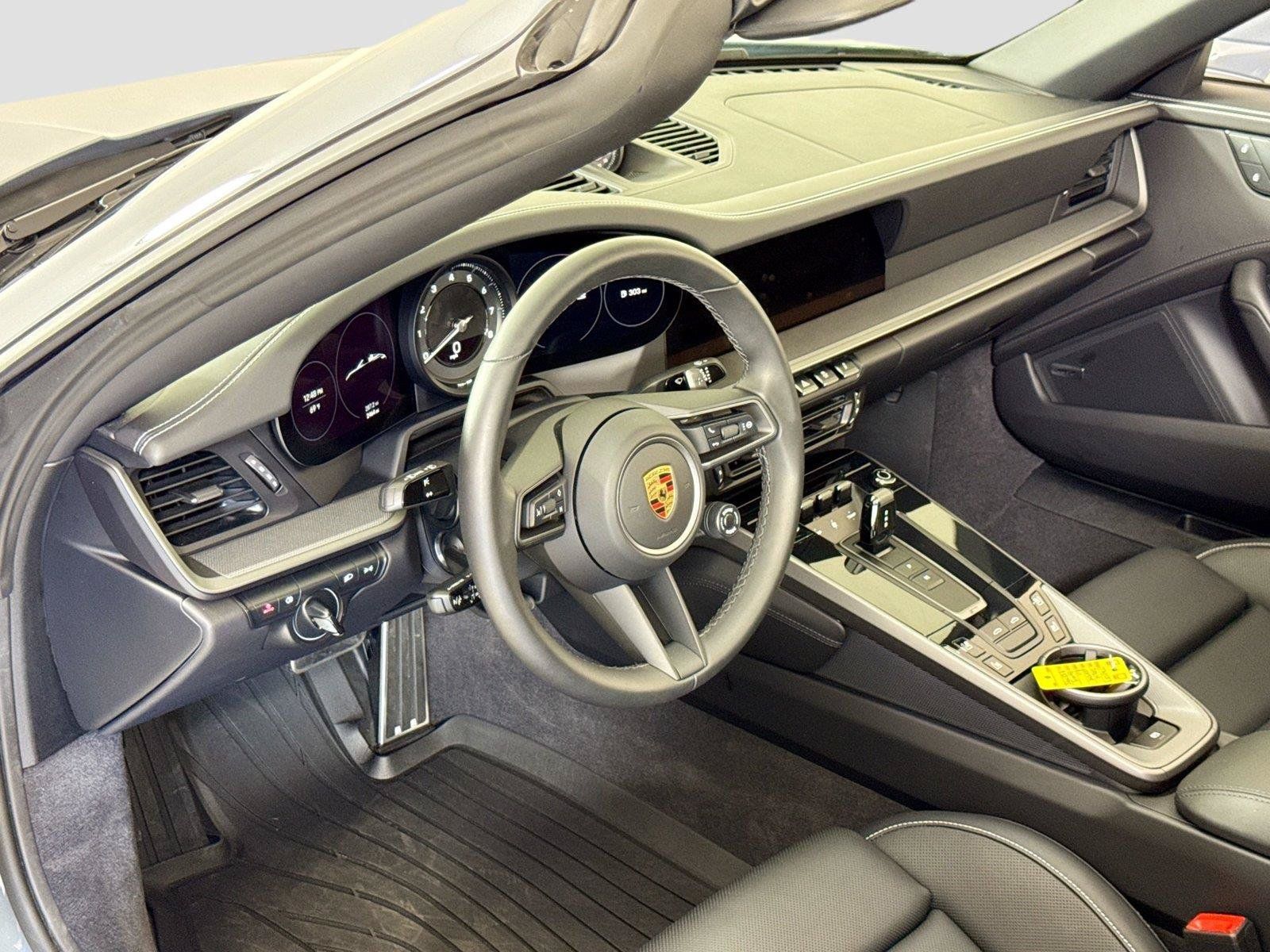 Used 2024 Porsche 911 AWD/4WD image 13