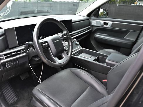Used 2024 Hyundai Santa Fe SEL FWD image 15