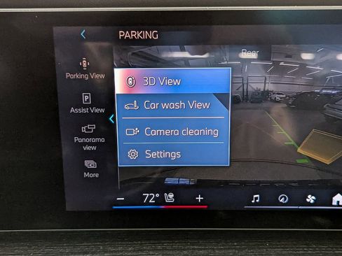 Used 2026 BMW i7 eDrive50 w/ M Sport Package image 24