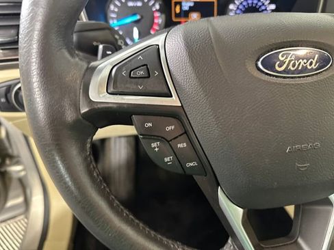 Used 2015 Ford Fusion SE w/ Equipment Group 202A image 15