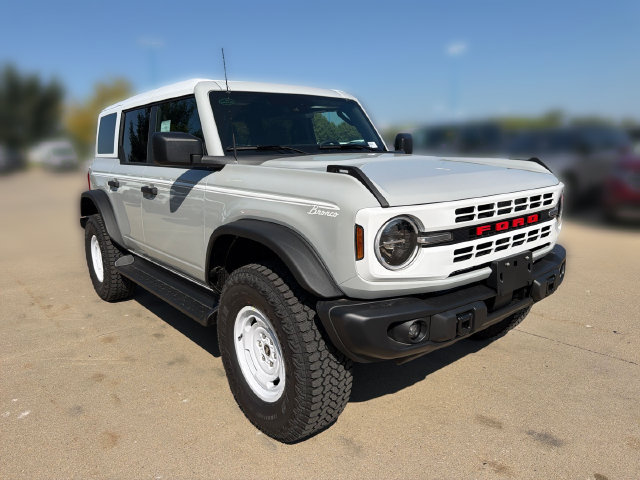 New 2026 Ford Bronco Heritage Edition AWD/4WD image 2