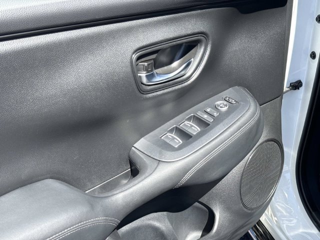 Certified 2024 Honda HR-V EX-L image 18
