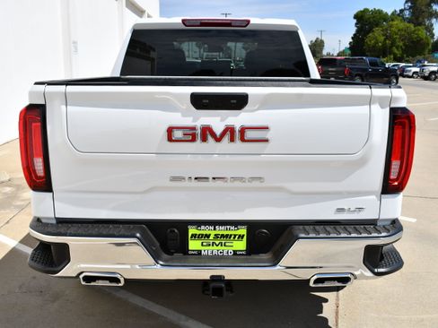 Used 2026 GMC Sierra 1500 SLT w/ SLT Premium Package AWD/4WD image 9