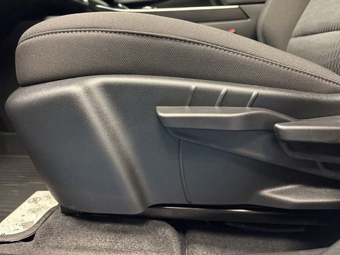 New 2026 Chevrolet Equinox LT w/ Midnight Edition AWD/4WD image 24