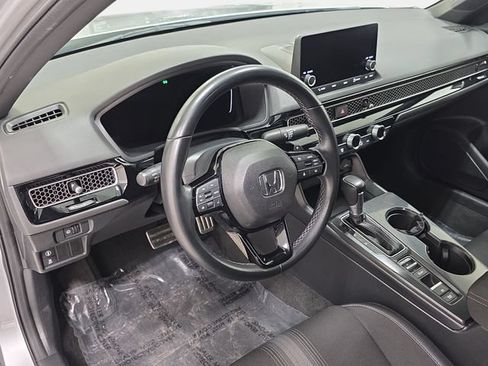 Used 2023 Honda Civic Sport image 16