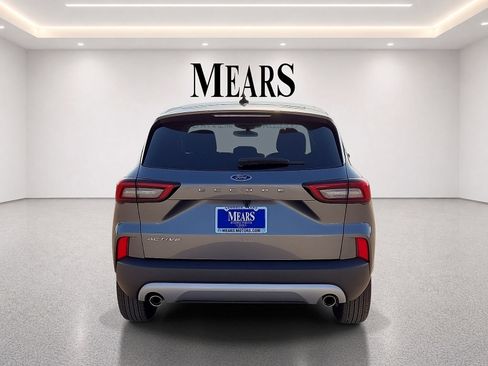 Used 2025 Ford Escape Active FWD image 4