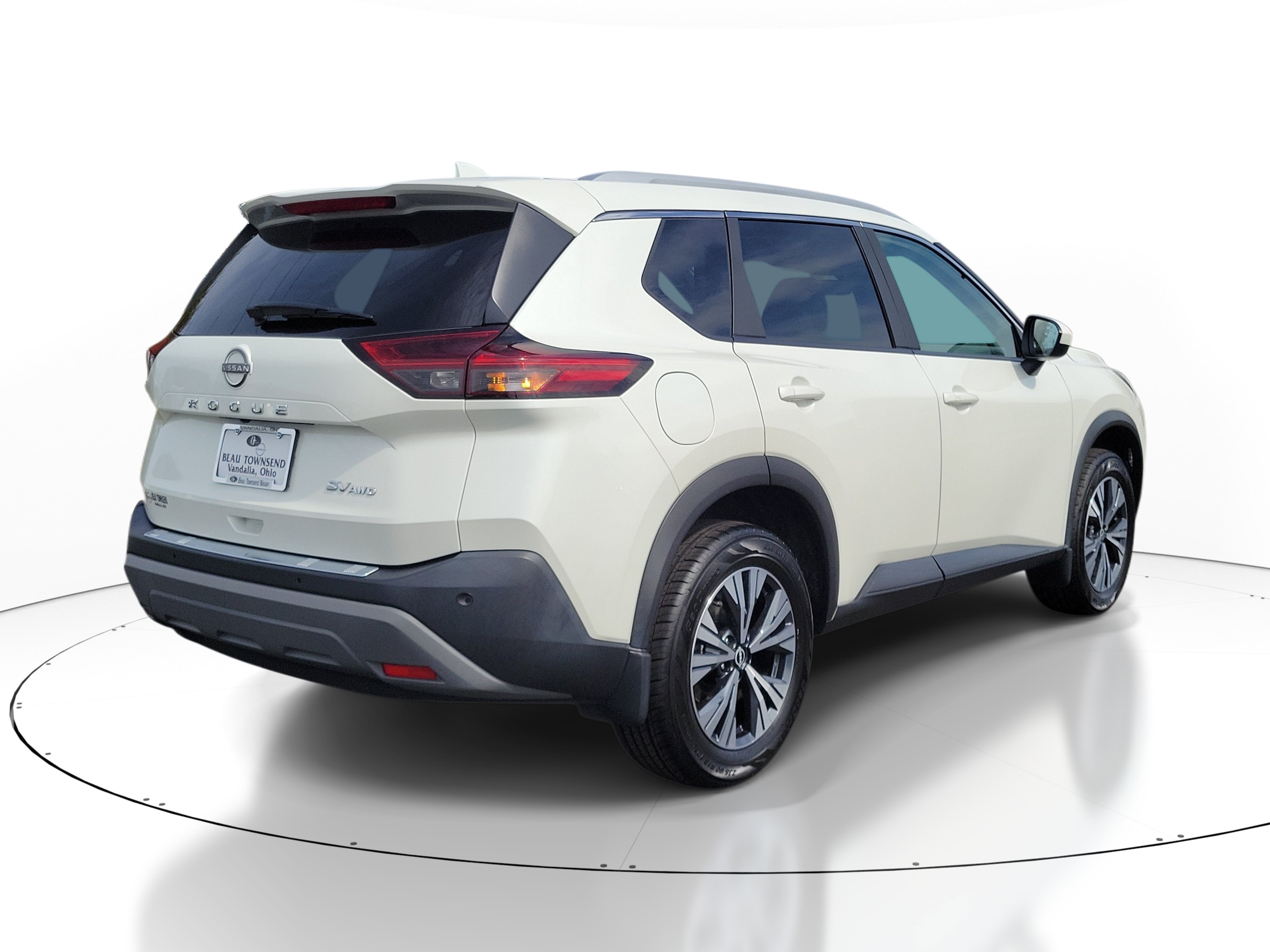 Used 2023 Nissan Rogue SV w/ SV Premium B Package AWD/4WD image 4