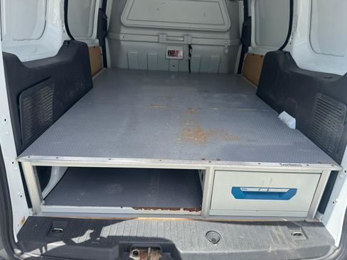 Used 2014 Ford Transit Connect XL FWD image 17