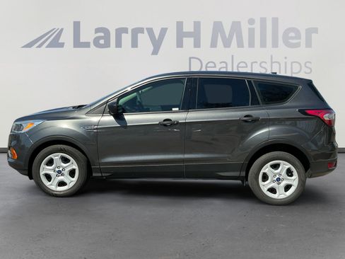 Used 2017 Ford Escape S FWD image 2