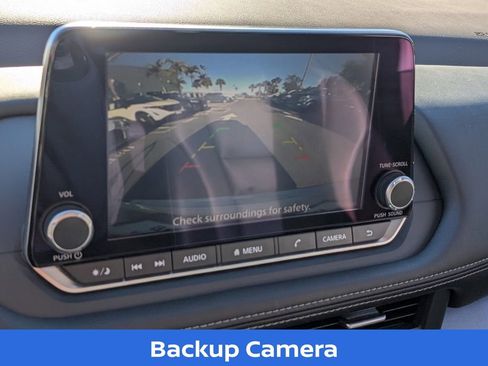 Certified 2023 Nissan Rogue SV w/ SV Premium B Package image 21