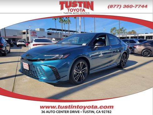 Certified 2025 Toyota Camry XSE AWD/4WD image 1