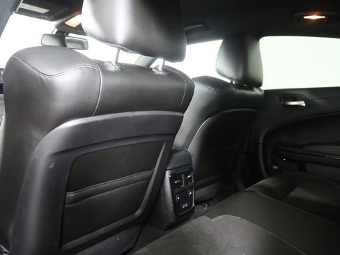 Used 2022 Dodge Charger R/T w/ Plus Group image 17