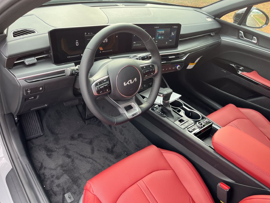 New 2027 Kia K5 GT-Line FWD image 9