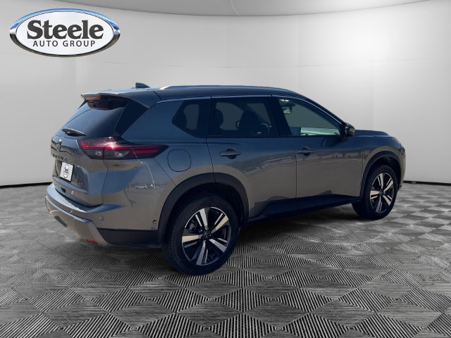 Used 2026 Nissan Rogue SL AWD/4WD image 5