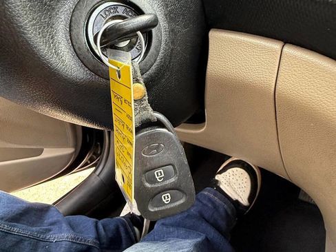 Used 2016 Hyundai Accent SE w/ Option Group 02 image 21