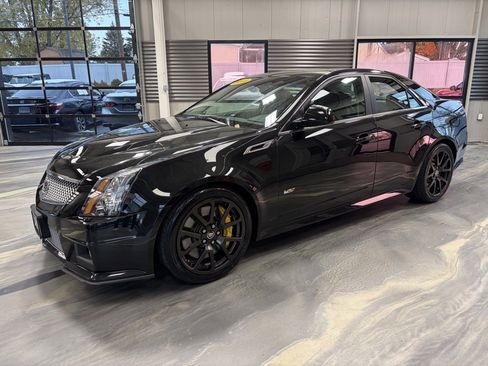 Used 2011 Cadillac CTS V image 38