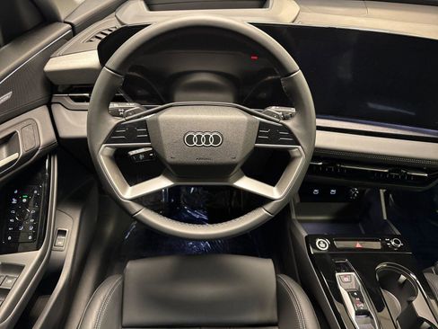New 2025 Audi Q6 e-tron Premium Plus image 13