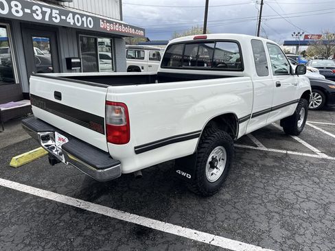 Used 1995 Toyota T100 SR5 image 4
