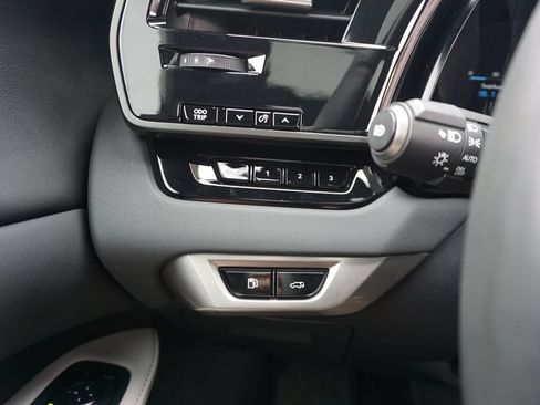 Used 2025 Lexus RX 350 F Sport w/ Convenience Package FWD image 5