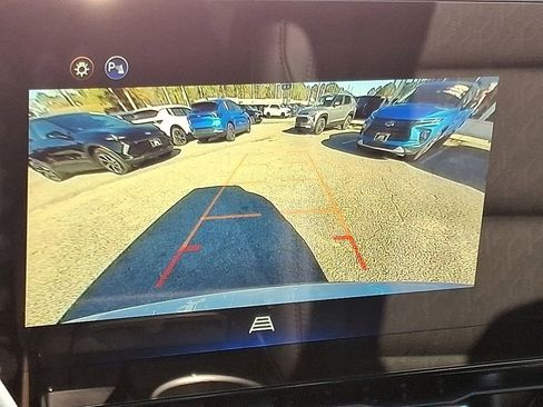 New 2026 Chevrolet Equinox LT w/ Convenience Package II image 12