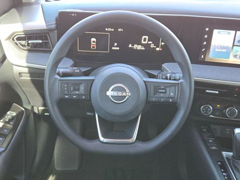 Certified 2025 Nissan Kicks SV image 20