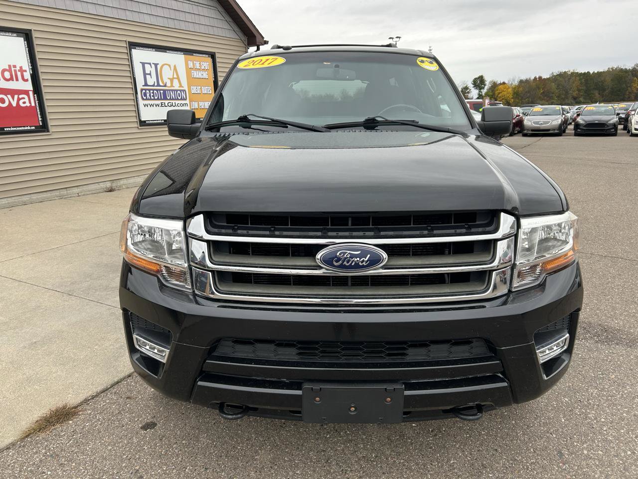 Used 2017 Ford Expedition EL XLT AWD/4WD image 2