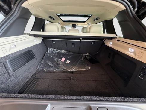 New 2026 Land Rover Range Rover Autobiography image 19